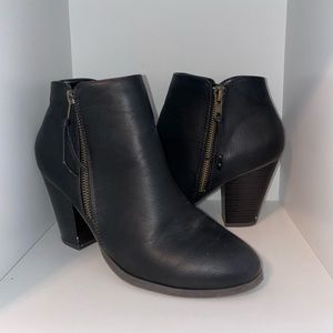 Heeled boots